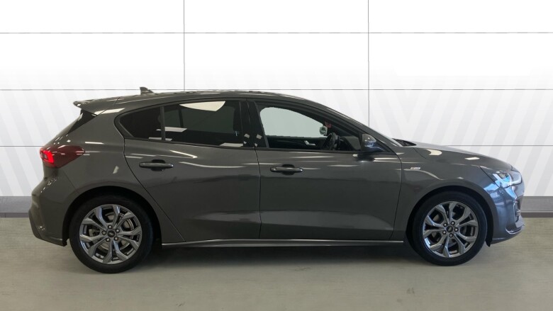 Ford Focus 1.0 EcoBoost ST-Line 5dr Petrol Hatchback